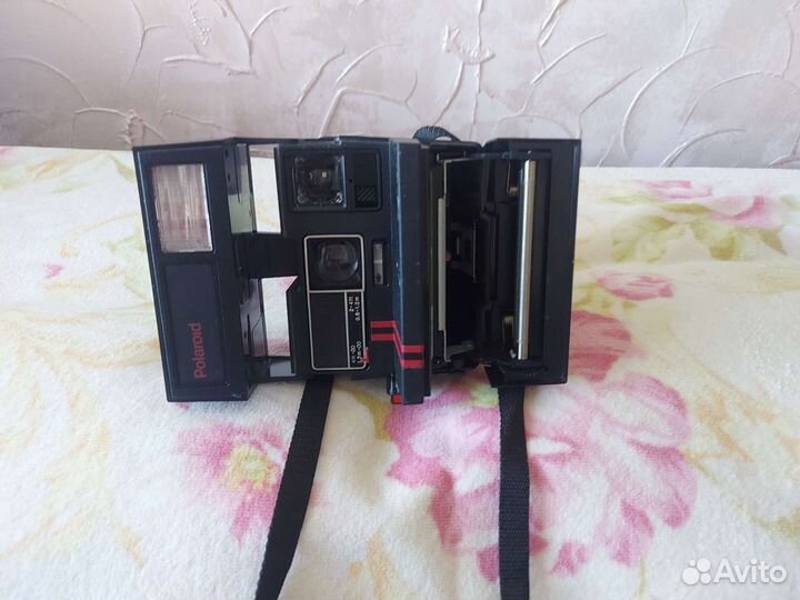 Фотоаппарат моментальный polaroid
