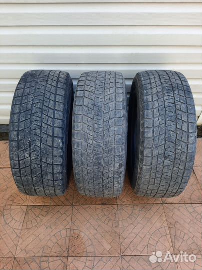 Bridgestone Blizzak DM-V2 275/65 R17 115R