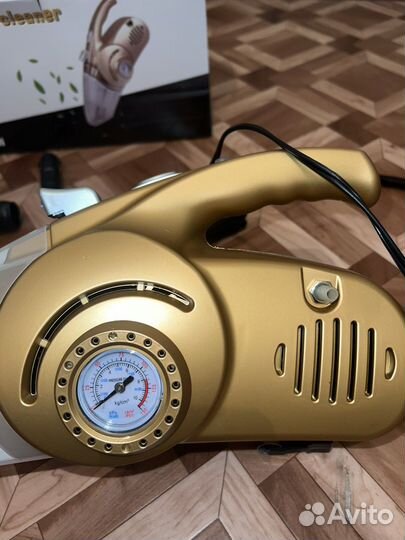 Автомобильный пылесос новый