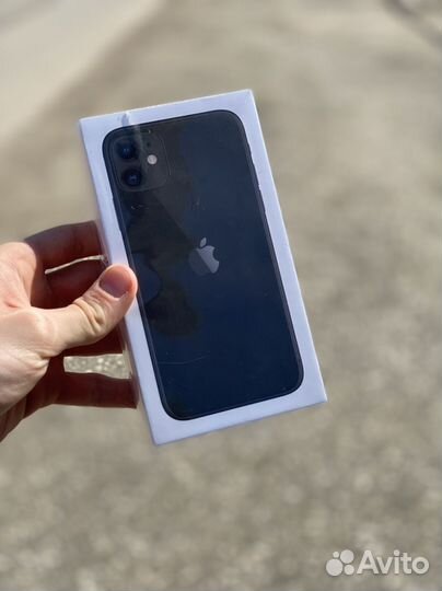 iPhone 11, 128 ГБ