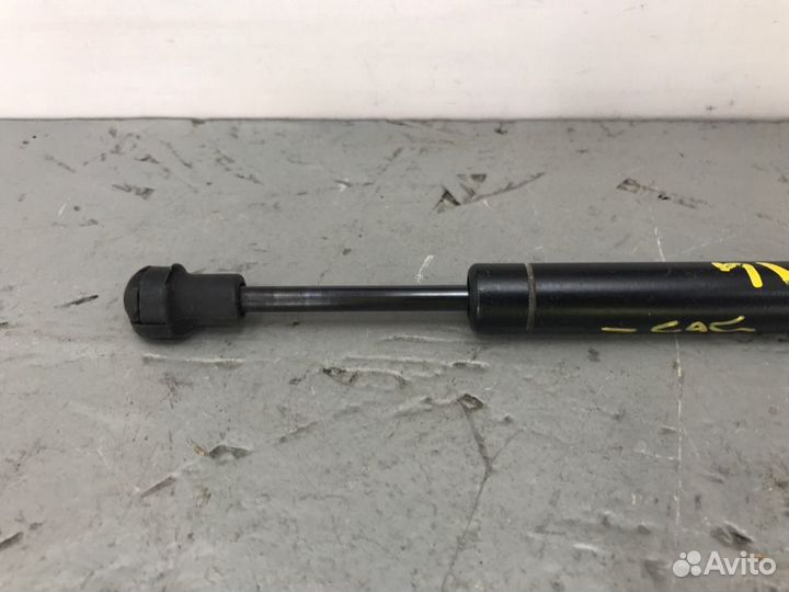 Амортизатор багажника задний левый Audi A5 8T cala