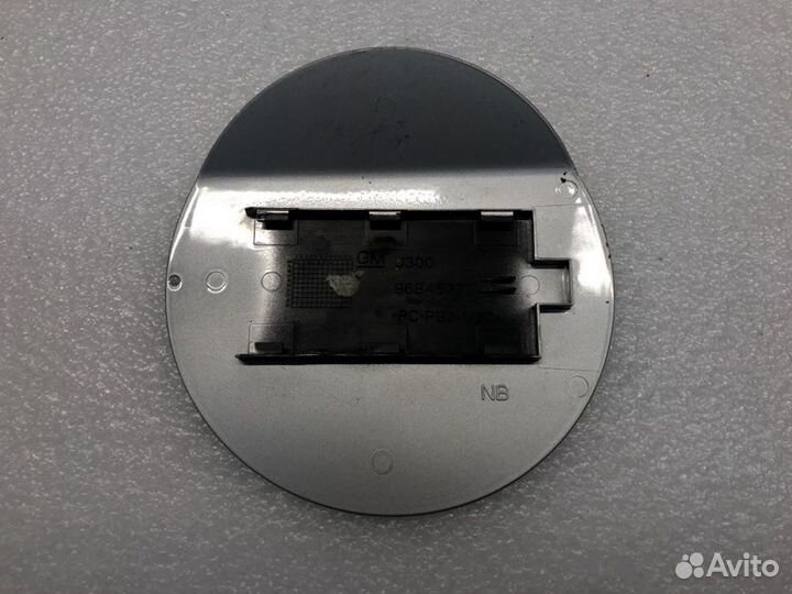 Лючок бензобака Chevrolet Cruze седан 1.6 2014