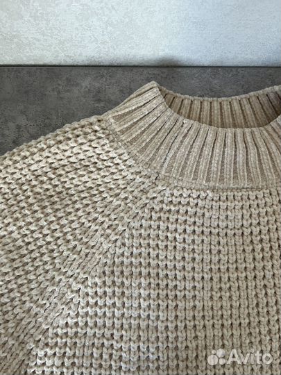 Свитер женский