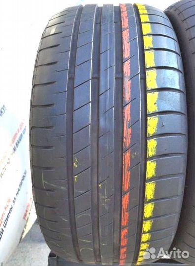 Goodyear EfficientGrip Performance 225/40 R18 92W