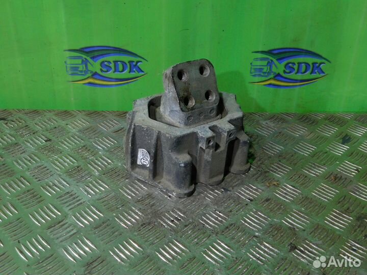 Опора двигателя задняя 1806721 Даф