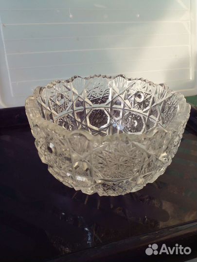 Хрустальная ваза