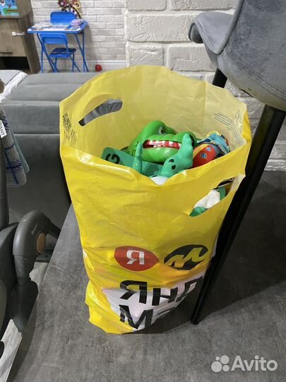 Развивающие игрушки пакетом