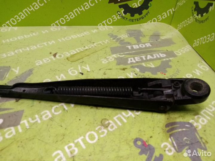 Поводок стеклоочистителя Mercedes-Benz W140 М119