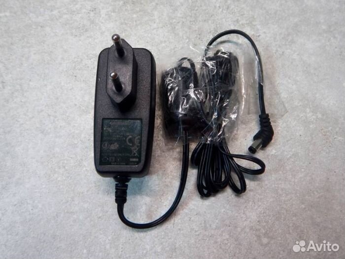 Блок питания внешний 8V 2A ingenico PSC16E-080 P