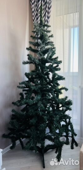 Елка искусственная