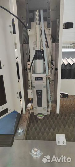 Лазерный станок по металлу с чпу волоконный 1000W