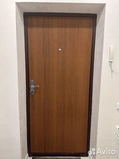 Металлическая дверь бу