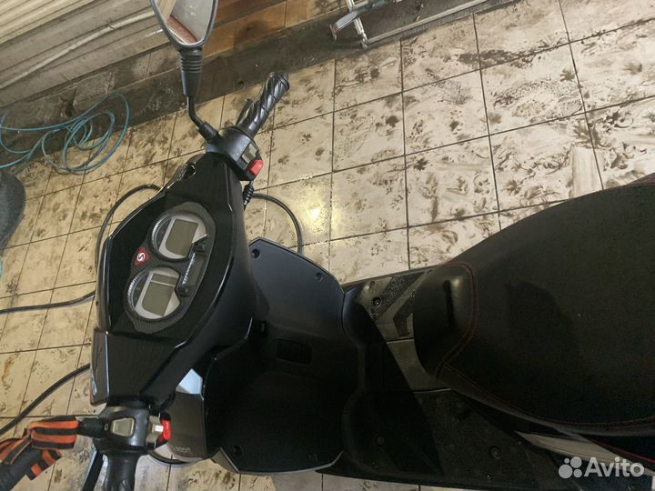 Продам Скутер Stels Vortex 150