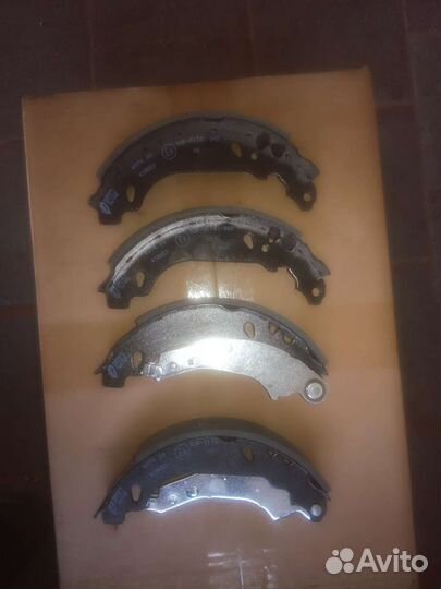 Задние тормозные колодки