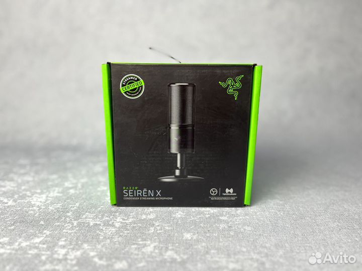 Микрофон Razer Seiren x