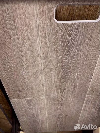 Кварц виниловый ламинат