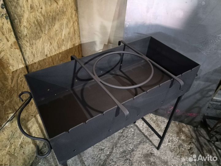 Мангал со съёмными ножками