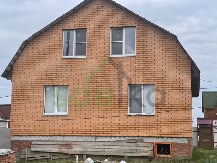 Дом 129 м² на участке 8 сот.