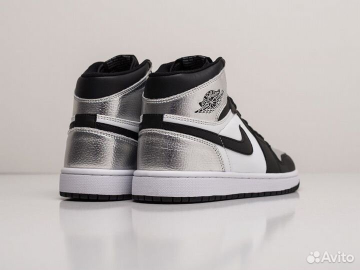 Кроссовки nike AIR jordan