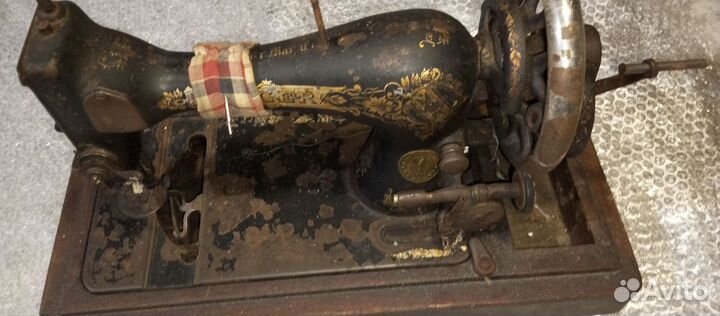 Швейная машина Singer