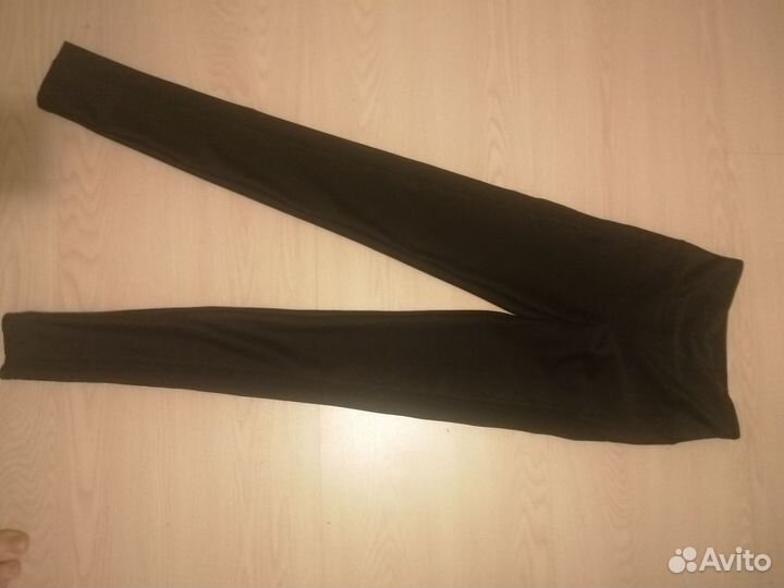 Спортивные легинсы