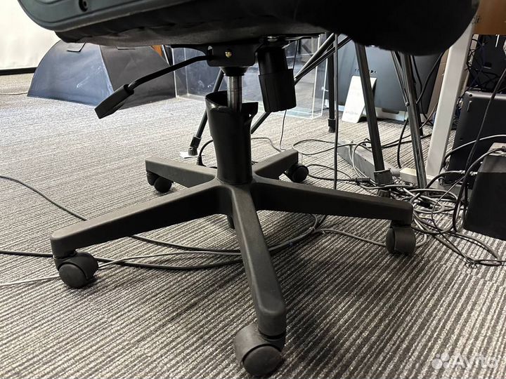 Компьютерное кресло