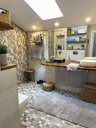 2-к. квартира, 60 м², 7/7 эт.