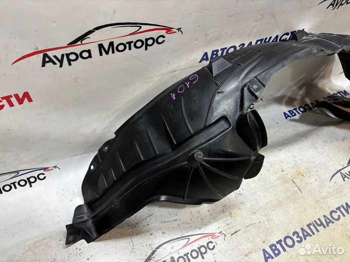 Подкрылок передний левый Nissan Teana J32