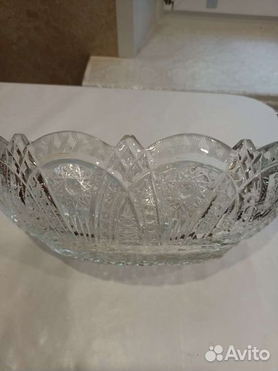 Ваза хрустальная