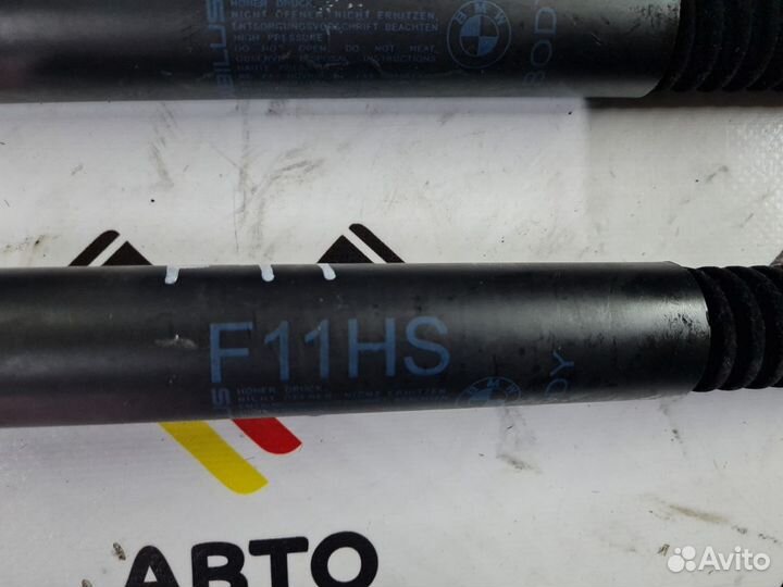 Упругая опора заднего стекла Bmw F11 N47D20C 2012