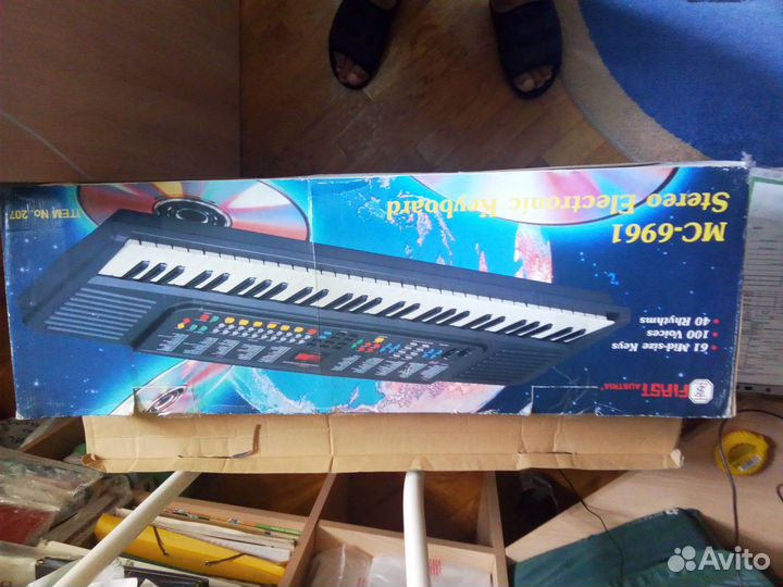 Синтезатор First Austria electronic keyboard
