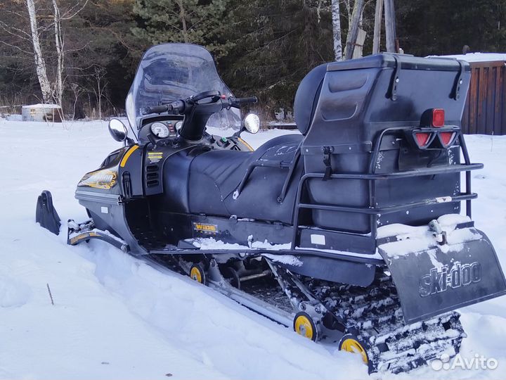 Продам снегоход BRP SKi Doo SKandic SUV