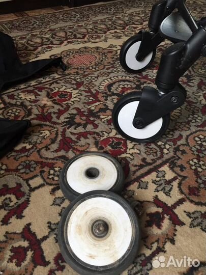 Детская коляска yoya