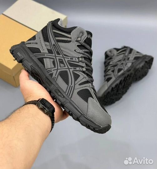 Кроссовки мужские зимние asics