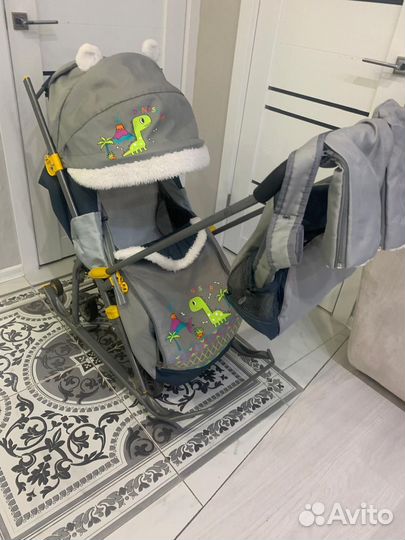 Продам санки коляску