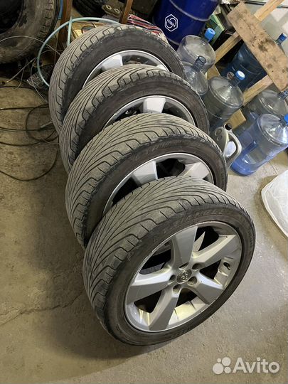 Triangle TR698 235/45 R18