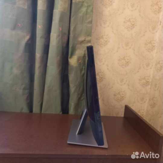 Монитор Dell 24 дюйма