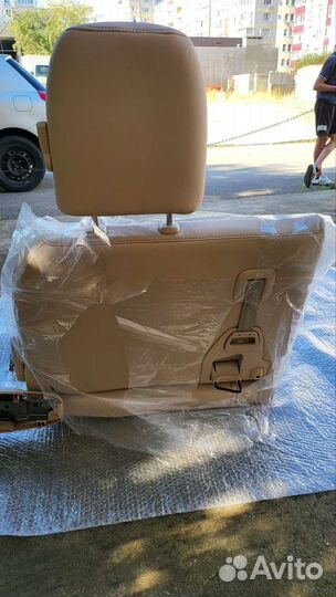 Третий ряд сидений land cruiser 200 или Lexus LX