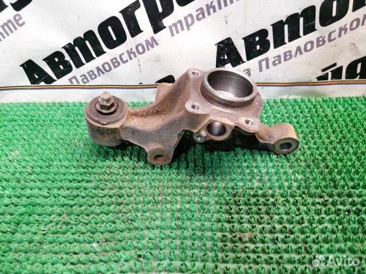 Цапфа задняя правая Toyota Corona ST191 3S-FE 1995