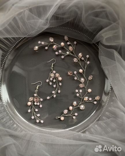 Украшение на волосы