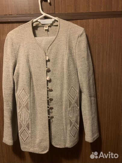 Костюм женский