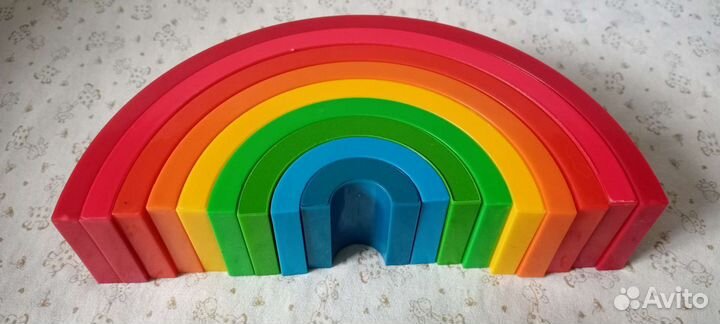 Развивающие игрушки пакетом 9м+