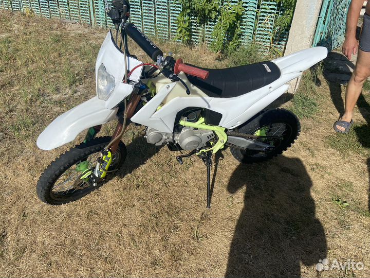 Питбайк 140 (motoland apex)