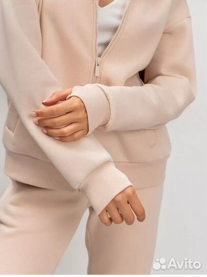 Теплый костюм на молнии на флисе 42,46,48