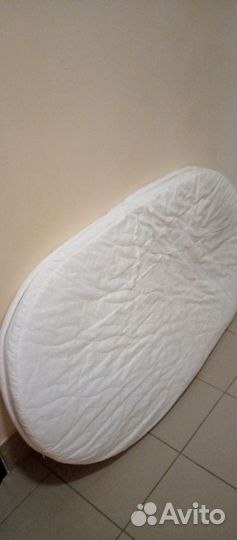 Матрасики и пеленальный столик