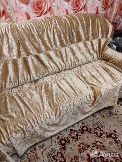 Чехлы на диван и кресла