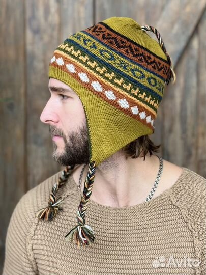 Мужская шапка двусторонняя с ушками зимняя Чульо 100% альпака цвет фисташковый-оливковый