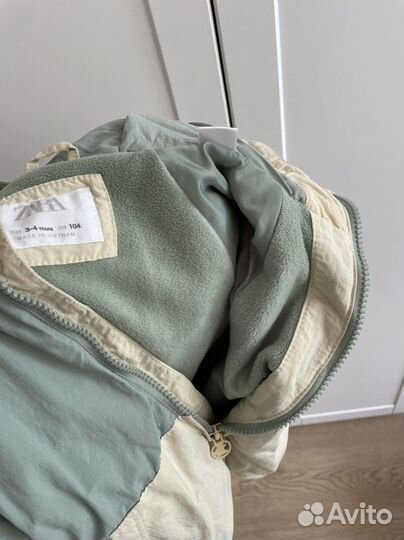 Куртка zara 104