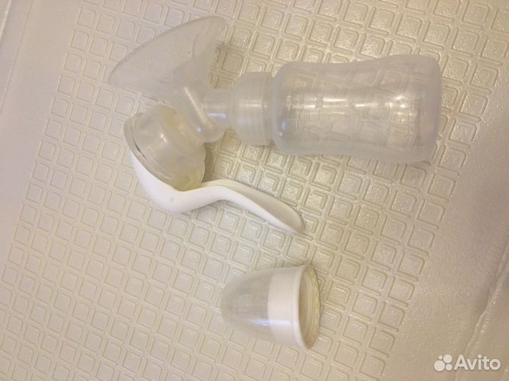 Ручной молокоотсос