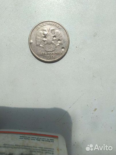 Монета 5 руб с браком